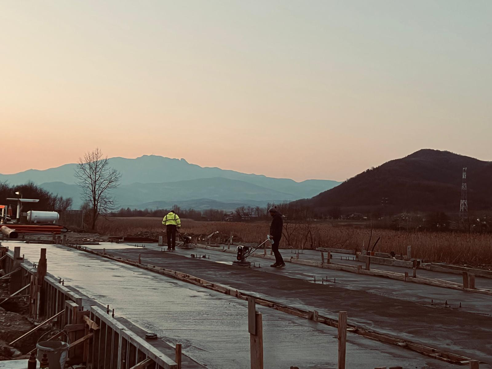 Parc de utilaje și flotă auto